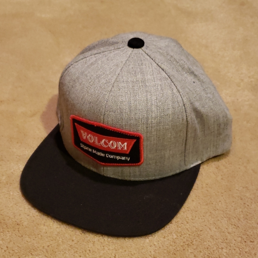 Volcom Cresticle snapback hat